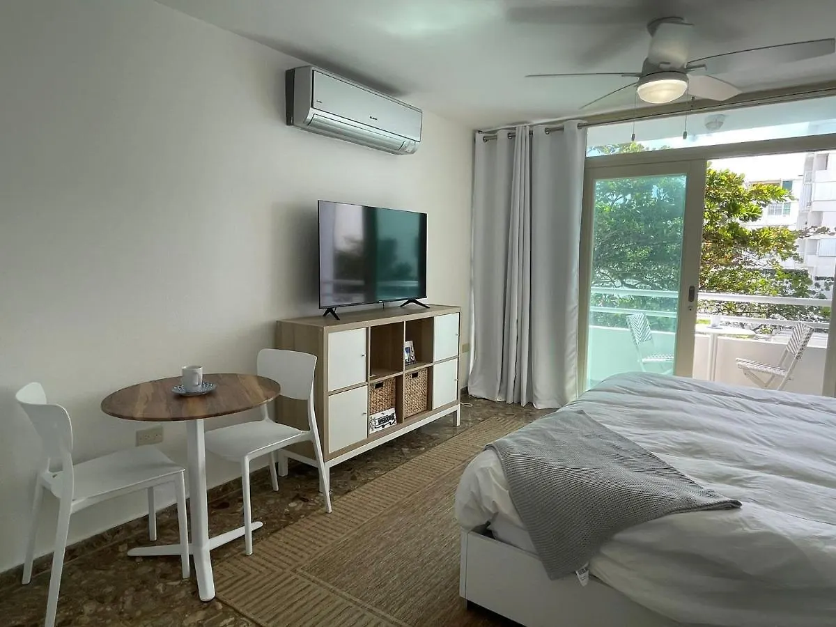 Apartment Ricomar Beach Front Studio San Juan
